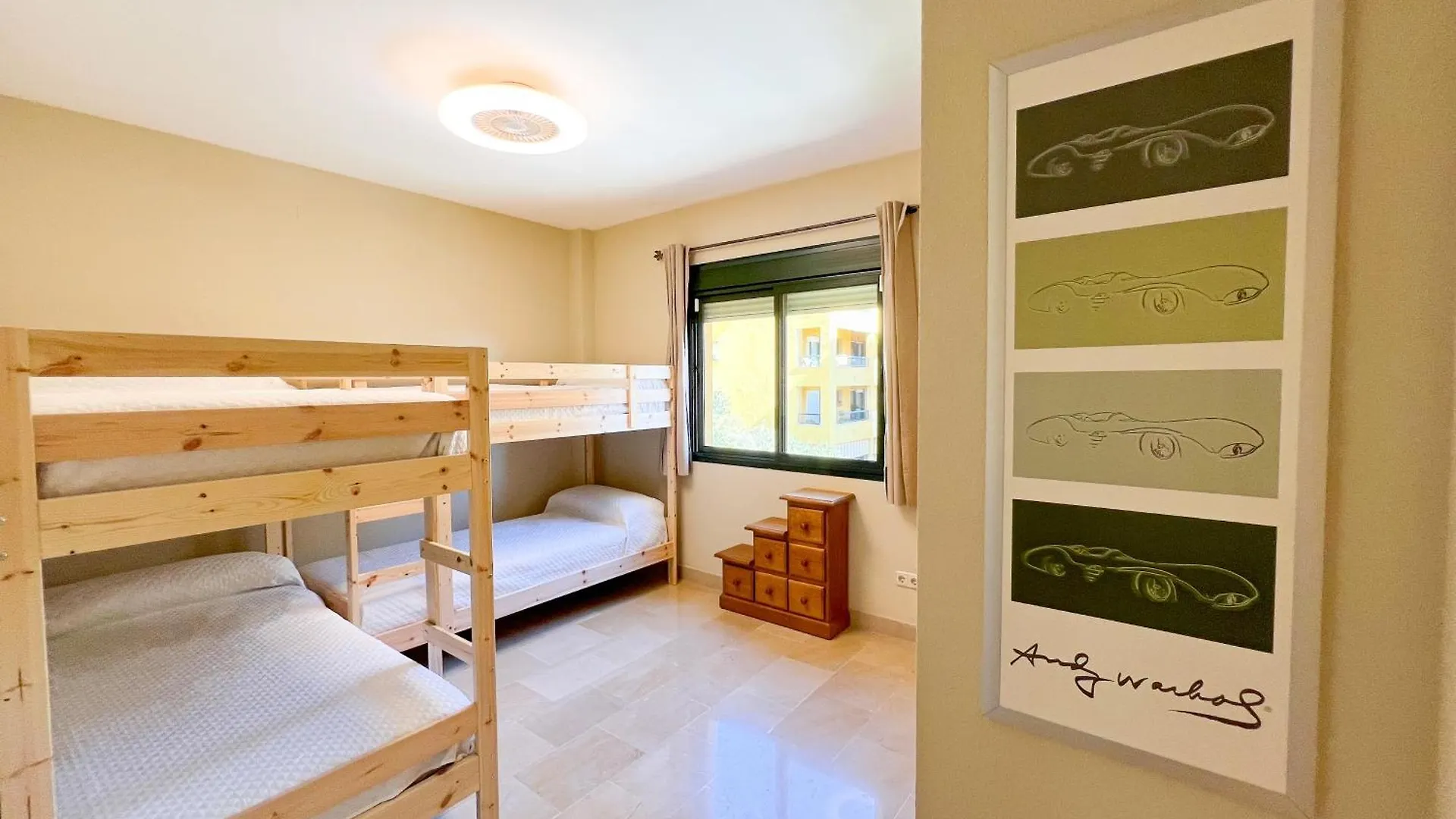 Apartment In San Pedro De Alcantara-Marbella With Private Parking
