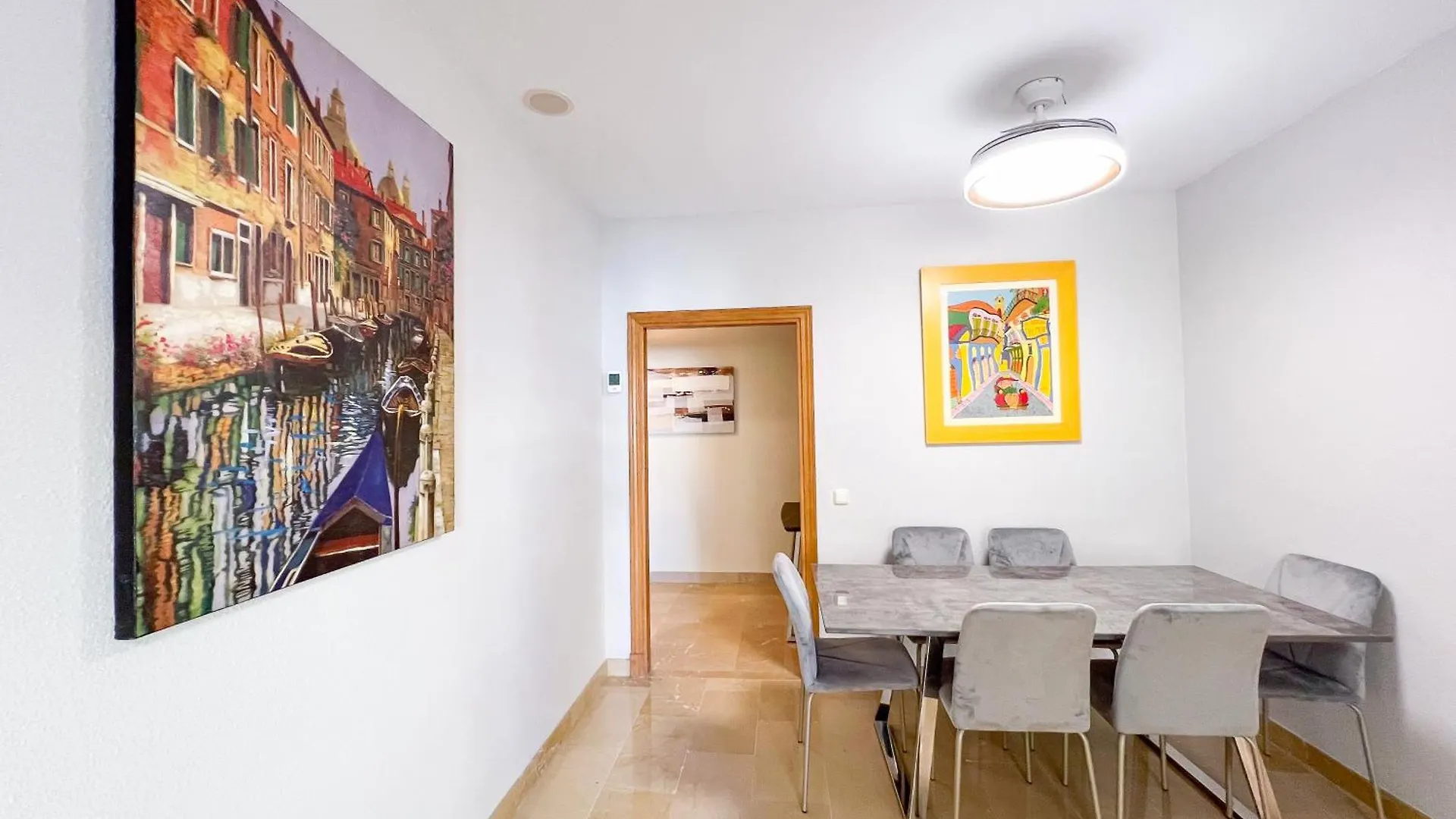 Apartment In San Pedro De Alcantara-Marbella With Private Parking