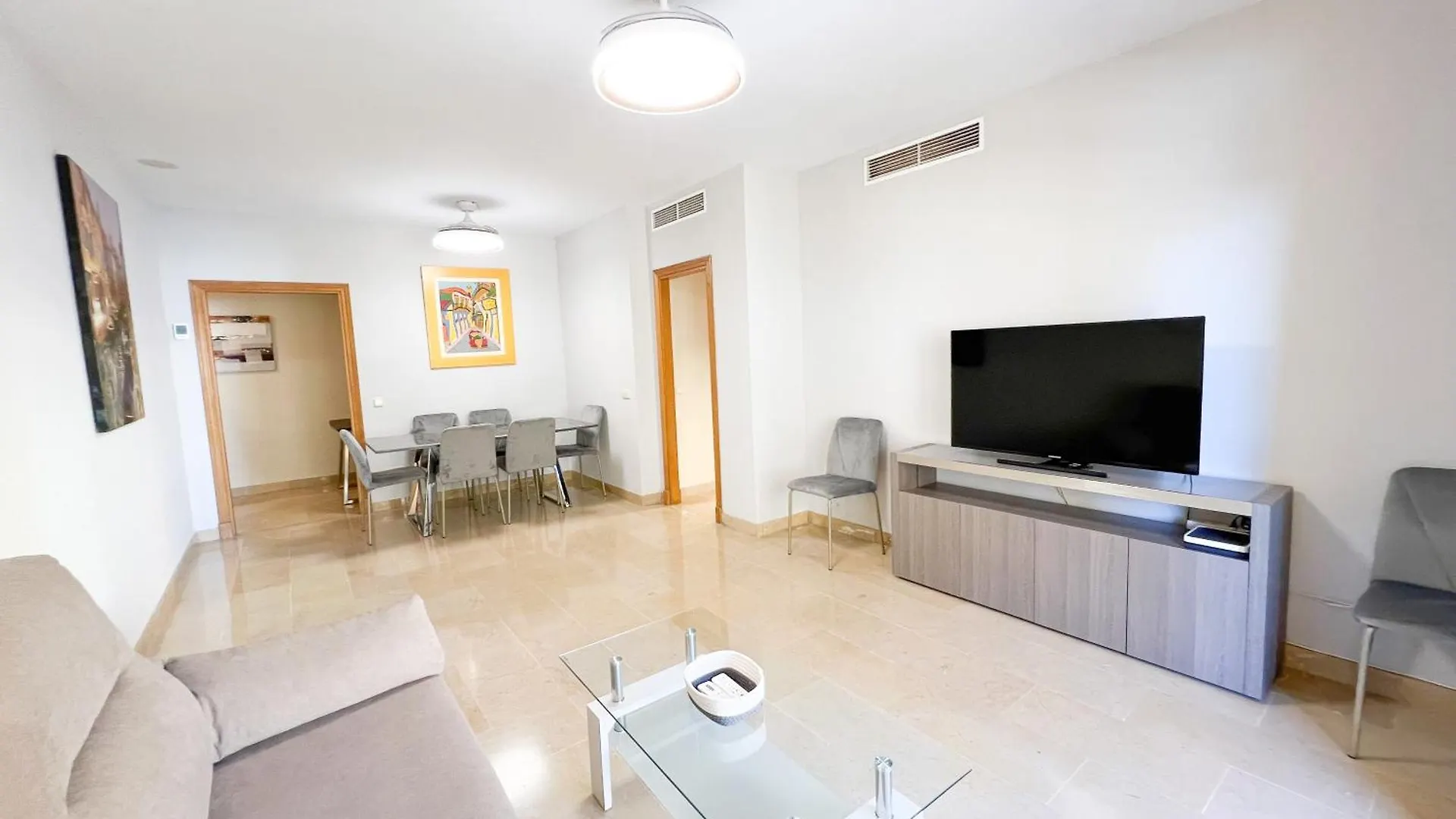 Apartment In San Pedro De Alcantara-Marbella With Private Parking